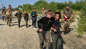 У школах РФ у 2,5 раза збільшили кількість годин на військову підготовку