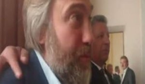 "Це провокатор! Ходімо. Нах#р він тобі потрібен?", - Бойко про бойкот фракцією "Опоблоку" голосування про невизнання виборів до Держдуми РФ. ВІДЕО