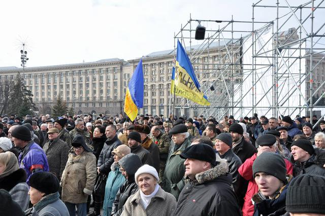 Віче на Майдані: заклики проти олігархів і "геноциду" 09 Віче на Майдані: заклики проти олігархів і "геноциду" 09