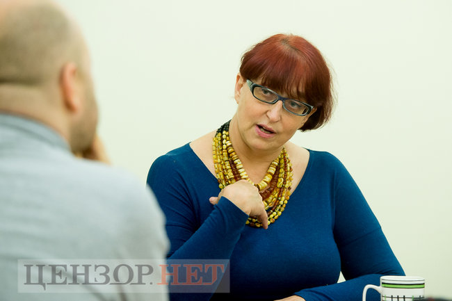 Глава комитета ВР по вопросам социальной политики Галина Третьякова: Если вы не хотите, чтобы вас проверяли, зарабатывайте себе сами 06