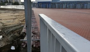 Доріжки біля стадіону, побудованого до ЧС-2018 у Волгограді, змило сильним дощем у день фіналу. ВІДЕО+ФОТОрепортаж