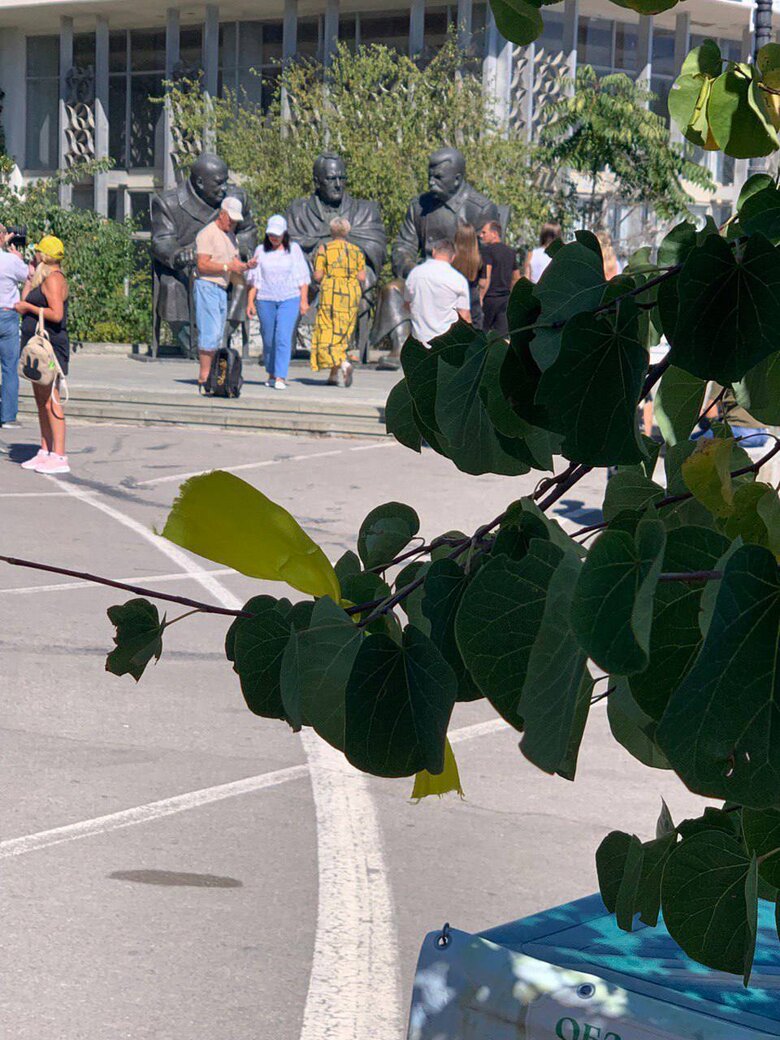 Activists of Yellow Ribbon Movement continue resistance in occupied Crimea 04