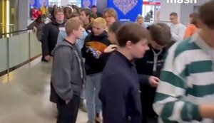 Russian youth are lining up to buy T-shirts with inscriptions "Odesa is, of course, Russian city" and "Crimea, which people have decided to annex". VIDEO