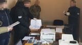 Сотрудник военкомата задержан на Днепропетровщине при получении 10 тыс. грн взятки, - СБУ. ФОТО