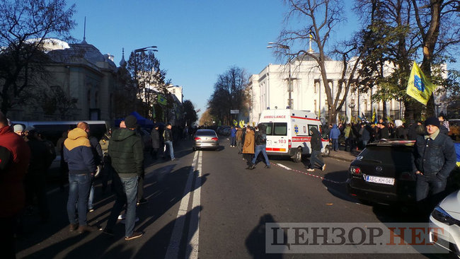 Rally outside Ukrainian parliament: Owners of cars registered abroad demanding affordable customs clearance rates for their vehicles 01