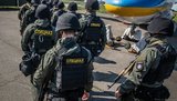 По всій країні на чергування заступили спецпідрозділи Нацполіції, Нацгвардії й авіаційна безпека МВС, - Аваков. ВІДЕО+ФОТОрепортаж