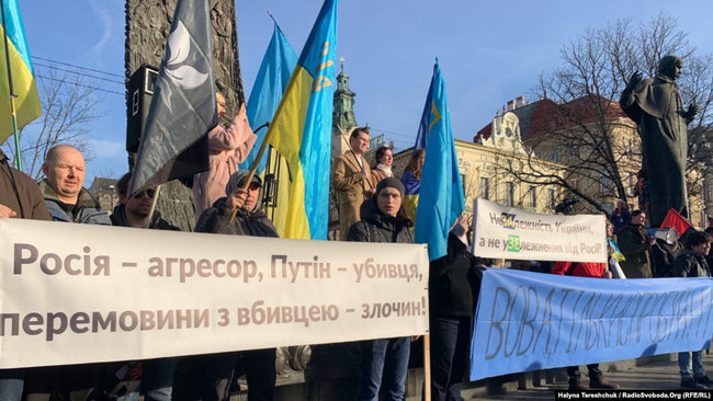 Червоні лінії для Зеленського, - народні віча відбулися в різних містах України 03