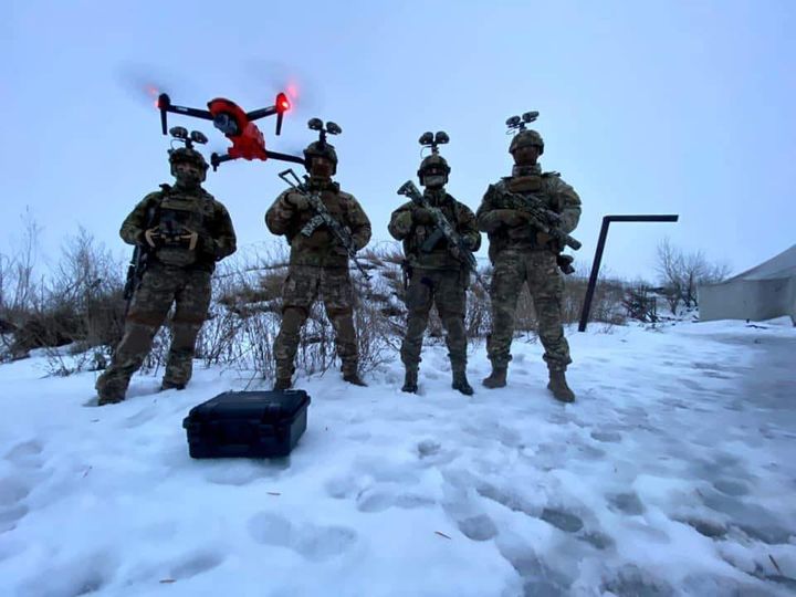 Потрібні кошти на високотехнологічний тепловізійний дрон для українських воїнів, - волонтер Сіхарулідзе 01