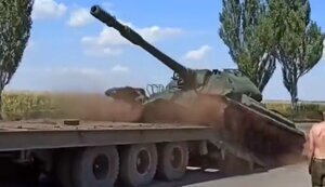 Советские танки ИС-8 "Иосиф Сталин" появились на вооружении оккупационных подразделений армии РФ. ВИДЕО