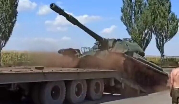 Советские танки ИС-8 "Иосиф Сталин" появились на вооружении оккупационных подразделений армии РФ. ВИДЕО