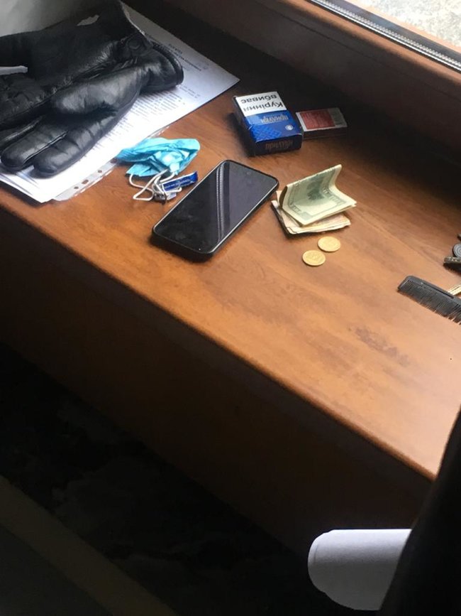 Чиновник Тернопольской ОГА попался на взятке 500 долл., - прокуратура 02