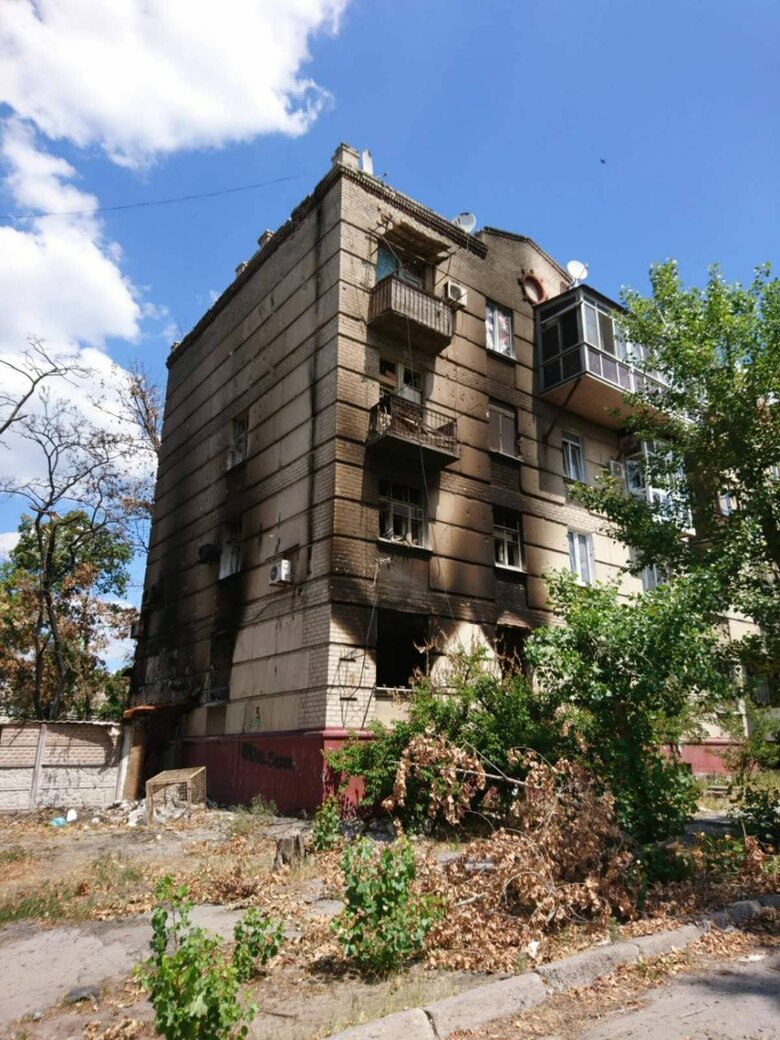 Оккупанты стягивают войска вблизи Белогоровки и обстреливают окрестные населенные пункты, - Гайдай 04