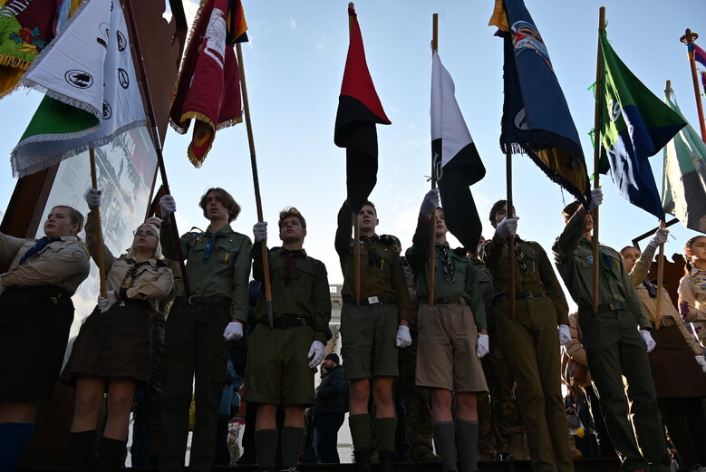 Із воїном та засновником видання Горинь Тарасом Давидюком, який загинув у бою проти окупантів на Запоріжжі, попрощалися у Києві 51