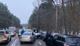 ДТП за участі 13 авто сталася у Києві: що відомо?