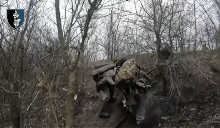 Сили спеціальних операцій врятували українського захисника у "сірій зоні". ВIДЕО