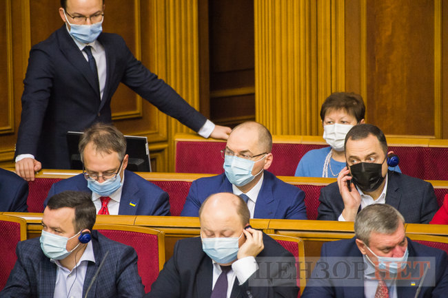 Книга про чекістів для Папієва, Шуфрич обговорює купівлю картини, слуги народу обурюються через протести ФОПів: 100% це охлократія, - день роботи ВР 4 грудня 10