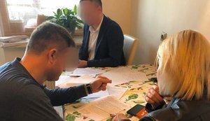 Главе Госрезерва Мосийчуку вручили три ходатайства, продолжаются обыски в служебных помещениях госагентства, - прокуратура