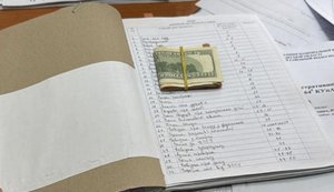 €800 и $300 за изъятое имущество: на взятке задержан судья Ренийского райсуда на Одесчине, - Офис Генпрокурора. ФОТО