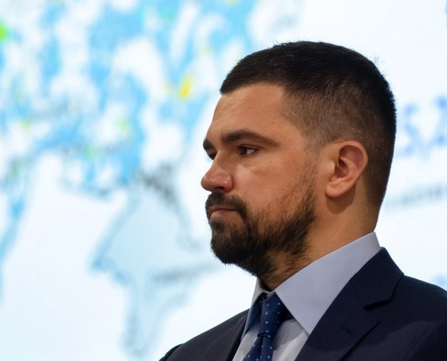 Внесение изменений в Конституцию в части местного самоуправления позволит украинцам улучшить благосостояние, - замглавы ОП Трофимов 02