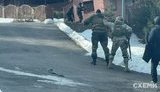 СМИ показали фото обыска резиденции Медведчука на Закарпатье. ФОТОрепортаж