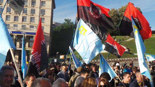На Майдане Незалежности прошел митинг-реквием в память о жертвах геноцида крымскотатарского народа 14