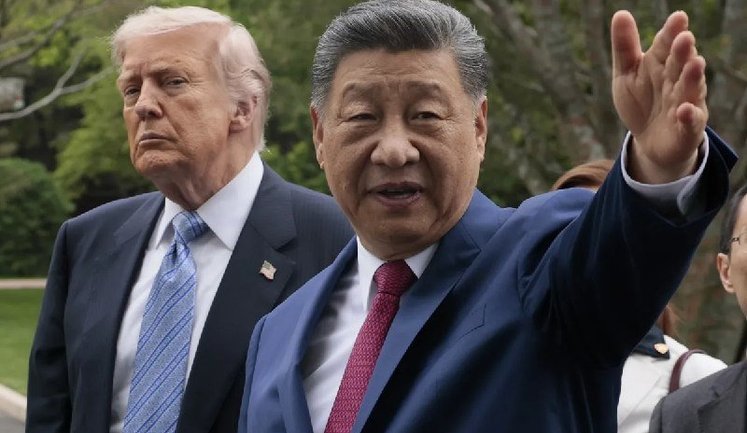 Трамп на зустрічі із Сі Цзіньпіном пропонував йому купувати американську зброю