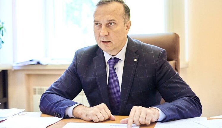 "Аграрії витрачають на доставку $200/т. З цієї суми залізниця заробляє $11". Менеджер УЗ про вартість перевезень і черги на кордоні