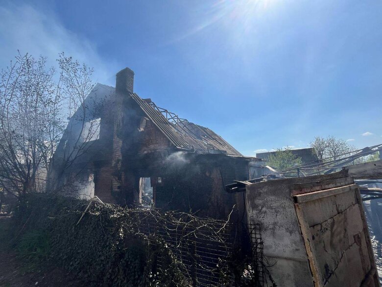 Наслідки обстрілу Нікопольщини 14 квітня