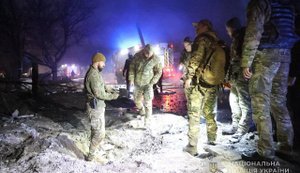 Атака РФ на Запоріжжя: авіабомба влучила по міському ринку, є загиблі та поранені. ФОТОрепортаж