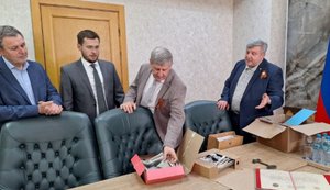Окупанти розподілять архіви маріупольського комбінату між музеями "ДНР"