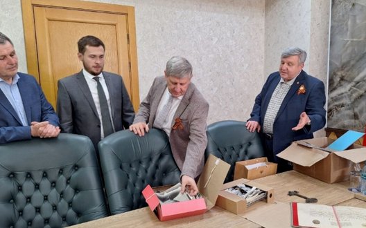 РФ вивозить архіви 