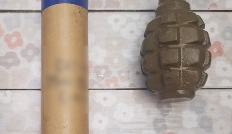 14-річний підліток поранений на Чернігівщині через вибух гранати, яку його батько привіз із зони бойових дій, - Нацполіція. ФОТОрепортаж