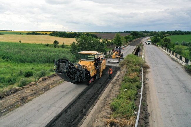 На трасі Н-23 в Дніпропетровській області почалося Велике Будівництво 09