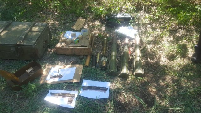 Возле железной дороги на Донетчине обнаружены средства военного поражения, которые могли быть использованы для диверсий, - Госпогранслужба 02