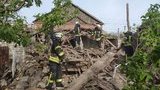 В результате взрыва бытового газа снесло часть жилого дома в Мариуполе: пострадали два человека, - ГСЧС. ФОТО