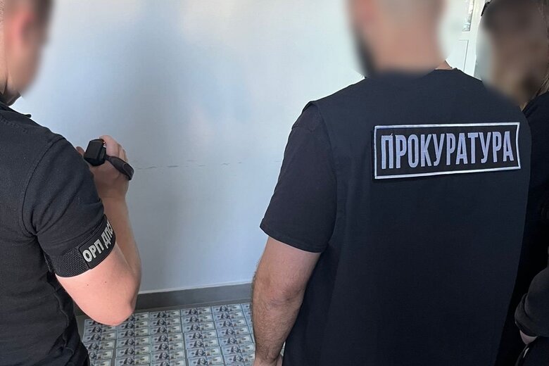 На Львовщине разоблачили канал незаконного выезда за границу