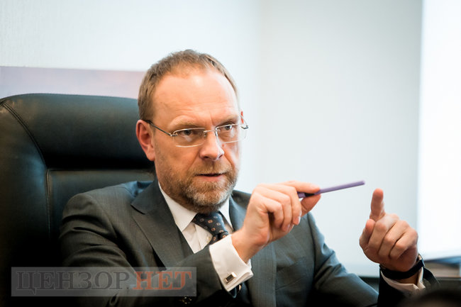 Нардеп Сергей Власенко (Батькивщина): То, что делает СНБО, - это чистая шариковщина 04
