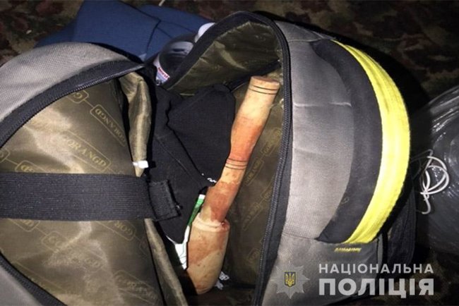 Группа лиц, совершавшая разбойные нападения на иностранцев, задержана в Хмельницком, - Нацполиция 02