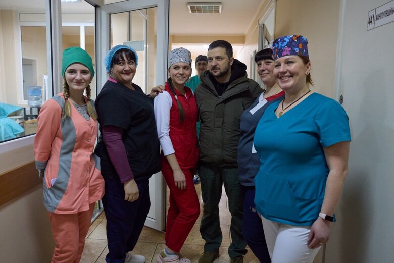 Zelensky visited military hospital in Kharkiv region 01