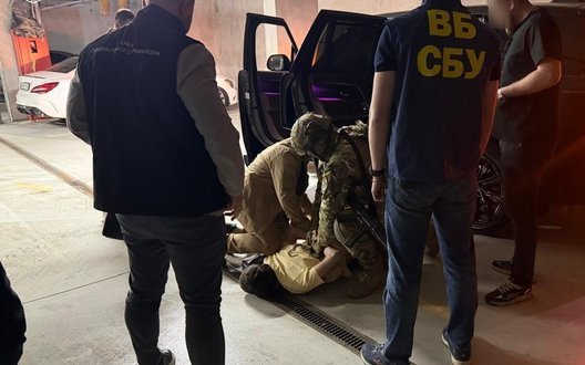 Працівника СБУ затримали на хабарі у $34 тисячі за відстрочку від мобілізації. ФОТО