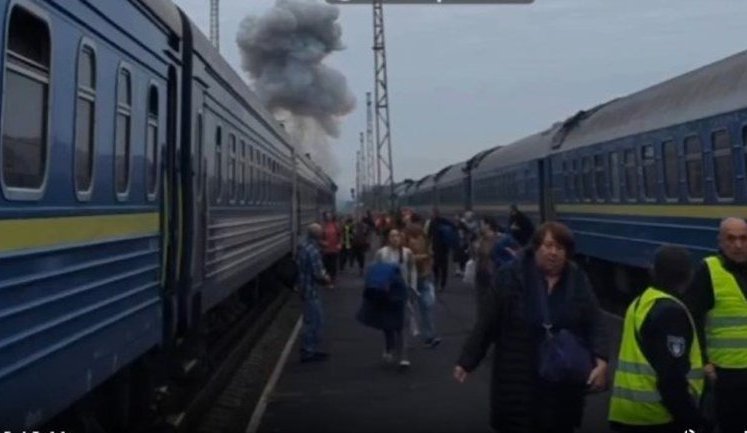 Over 500 locomotives have been damaged or destroyed by Russian attacks: Sybiha has called on partners to provide urgent assistance with replacements