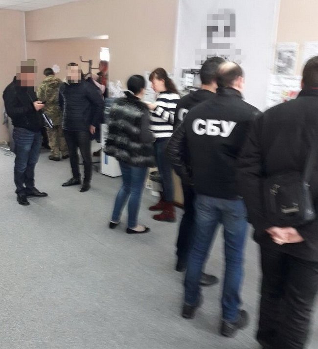 На Чернігівщині заблокована діяльність нелегального кол-центру російського банку, - СБУ 02