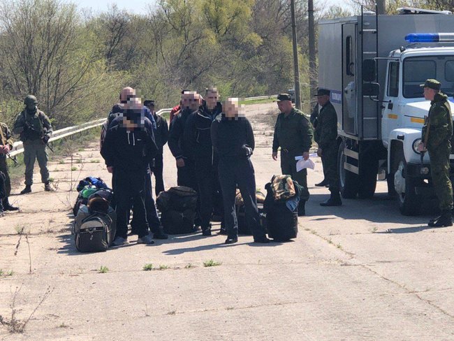 З окупованого Донбасу передали 60 увязнених 04