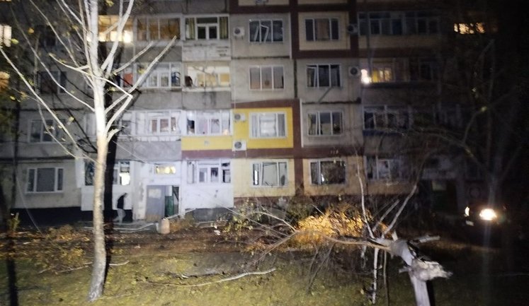 Ruscists launched massive attack on Dnipropetrovsk region with missiles and drones: 42 UAVs shot down, destructions in several communities. PHOTO