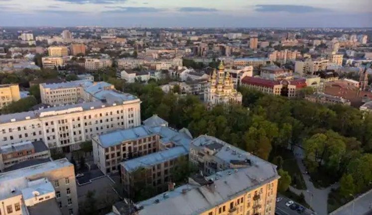 Российские дроны атаковали Харьков: зафиксированы попадания в нескольких районах города