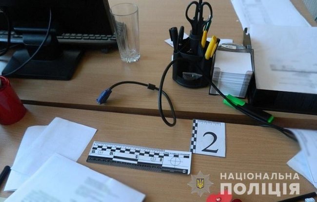 Штаб політичної партії обікрали у Києві, розпочато кримінальне провадження, - Нацполіція 02