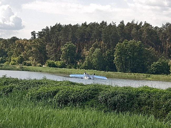 В Киеве самолет Ан-2 совершил аварийную посадку на воду, - ГСЧС (обновлено) 02