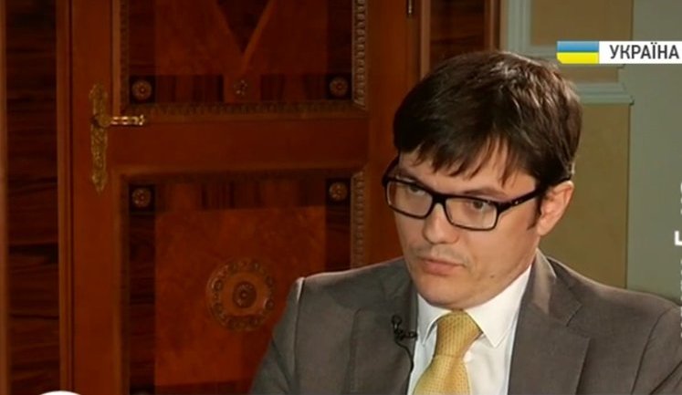 Ексміністра інфраструктури Пивоварського та його заступника підозрюють у збитках державі на $30 млн