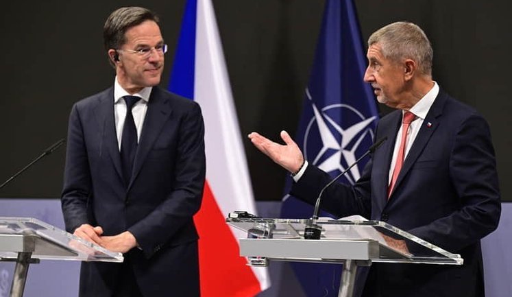 Чехия будет выполнять обязательства перед НАТО, - Бабиш