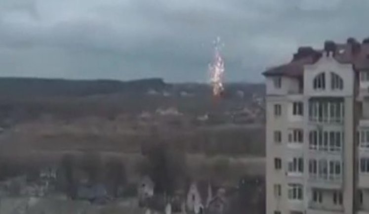 Гостомель дав бій противнику, були змушені нанести артудар по аеропорту, на якому висадився ворожий десант, - бригада швидкого реагування Нацгвардії